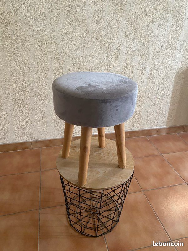 Petit tabouret (image 1)