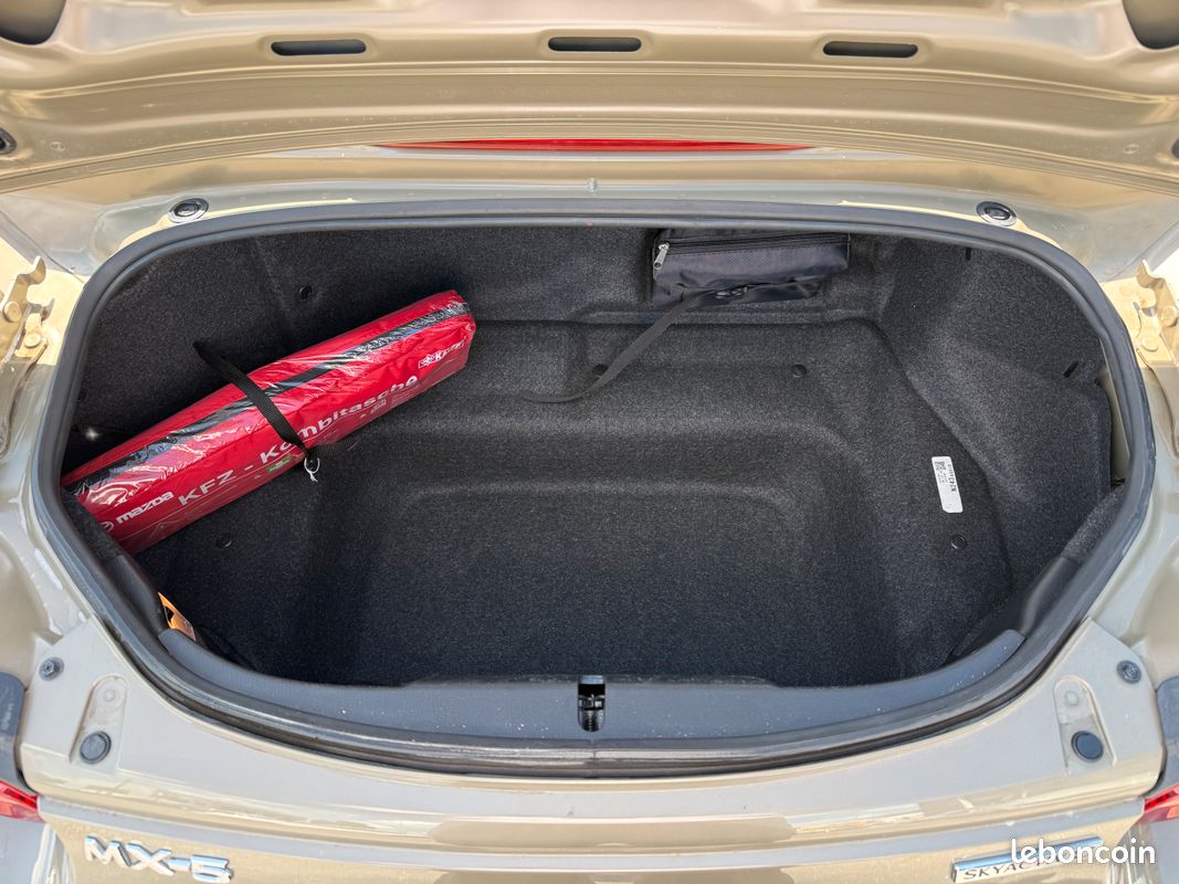 MX-5 Roadster 2.0L SKYACTIV-G 184 ch Homura - 1ère Main - Siège Recaro (image 10)