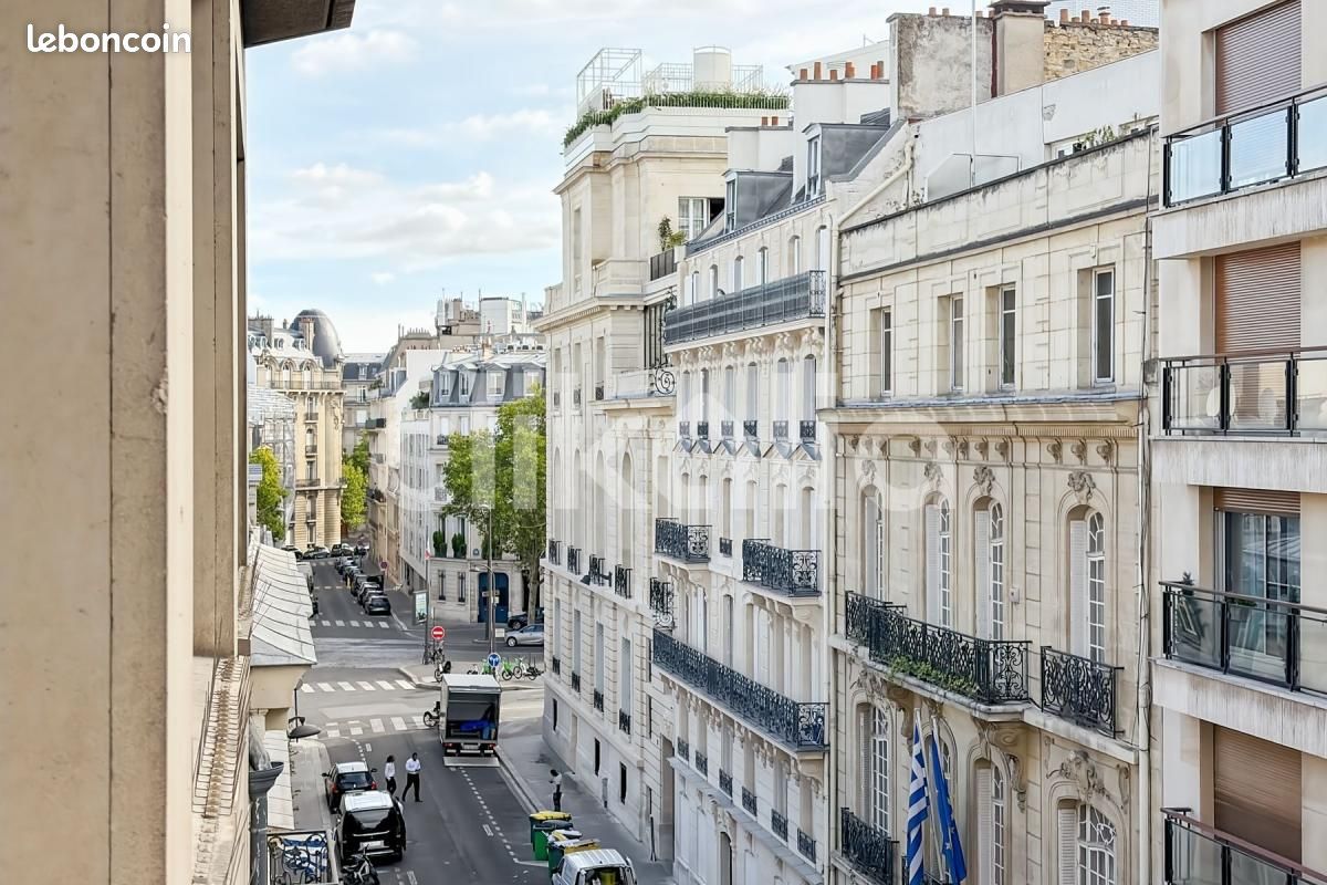 Appartement 4 pièces 90 m² · à Paris · 90 m² · 1 200 000 €