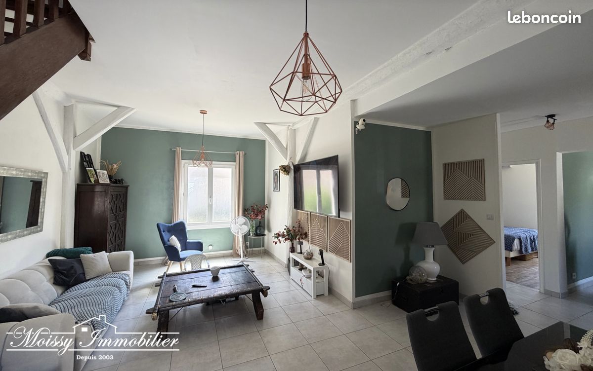 Maison 5 pièces 113 m² · à Moissy-Cramayel · 113 m² · 347 000 €