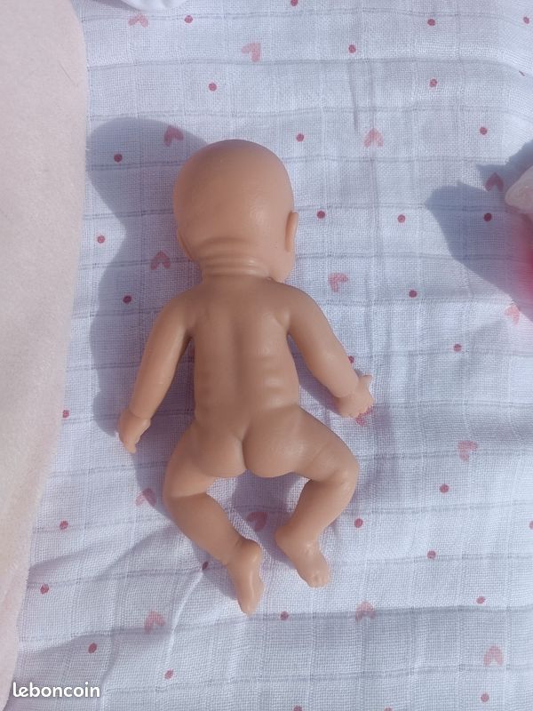 Mini bébé reborn full silicone 20cm-250g (image 9)