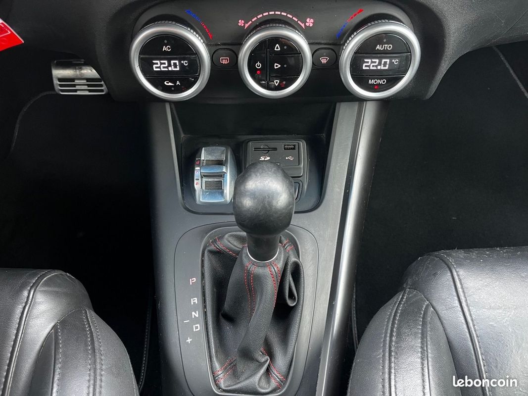 Alfa romeo GIULIETTA 1.6 JTDM 120CH EXCLUSIVE STOP&START (image 9)