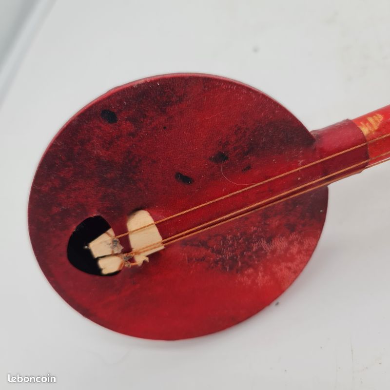 Guitare marocaine décoration musique (image 2)
