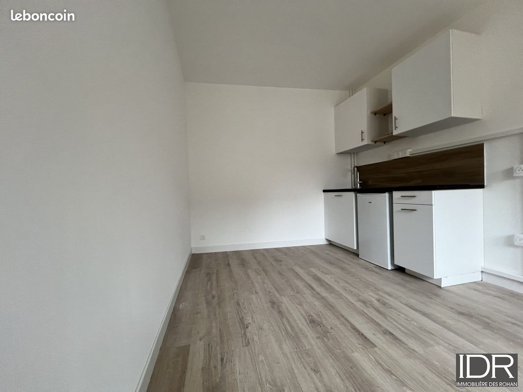 Appartement 1 pièce 17 m² · à Strasbourg · 17 m² · 700 €/mois