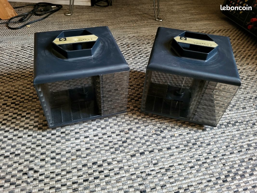 Lot rangement K7 Girandola (image 1)