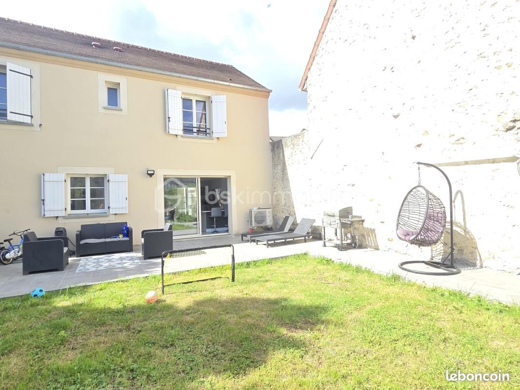 Maison 5 pièces 112 m² · à Puiseux-en-France · 112 m² · 385 000 €