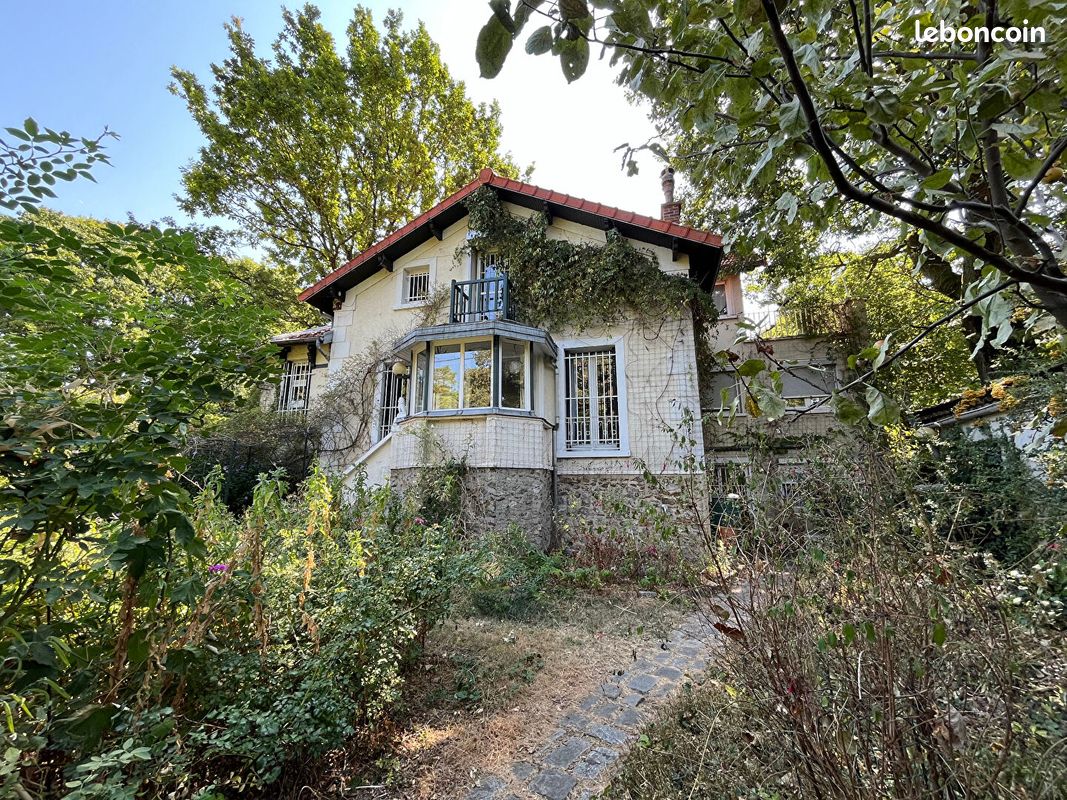 Maison 10 pièces 203 m² · à Neuilly-Plaisance · 203 m² · 780 000 €
