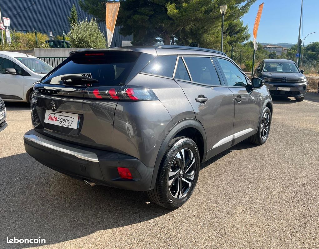 PEUGEOT 2008 1.5 l BLUE HDI 130 CH EAT 8 ALLURE / PREMIERE MAIN / 2022 / CARPLAY / CAMERA / RADARS / CLIM AUTO / CARPLAY / PALETTES AU VOLANT (image 4)