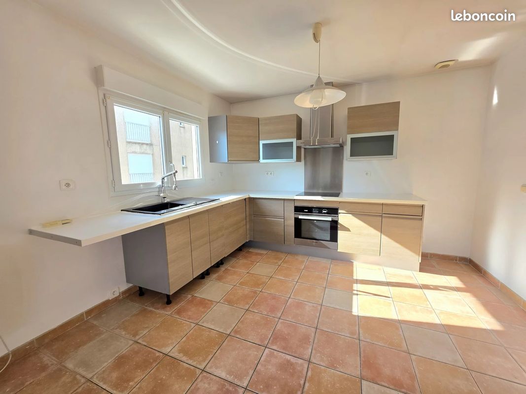 Appartement 4 pièces 102 m² · à Martigues · 102 m² · 1 135 €/mois