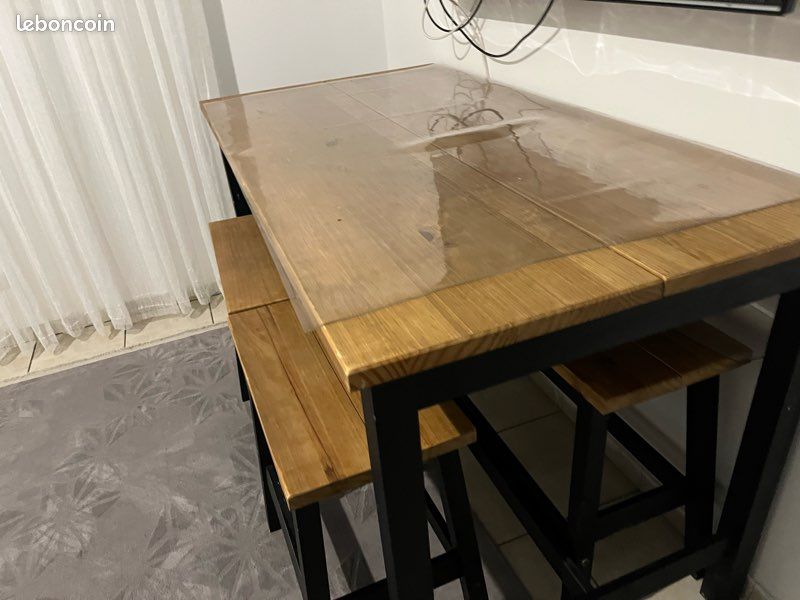 Table (image 9)