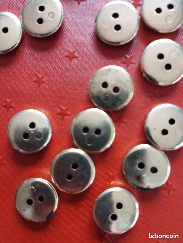 Lot de 16 boutons doré (image 9)