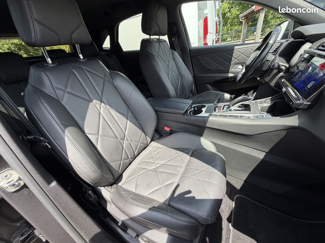 Ds DS 7 CROSSBACK BLUEHDI 130CH RIVOLI AUTOMATIQUE (image 17)
