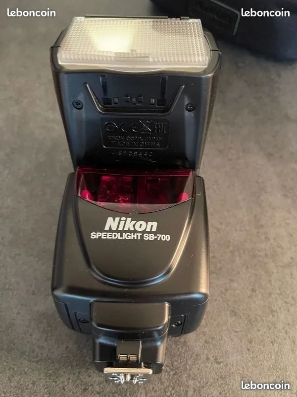 FLASH NIKON SB - 700 noir (image 5)