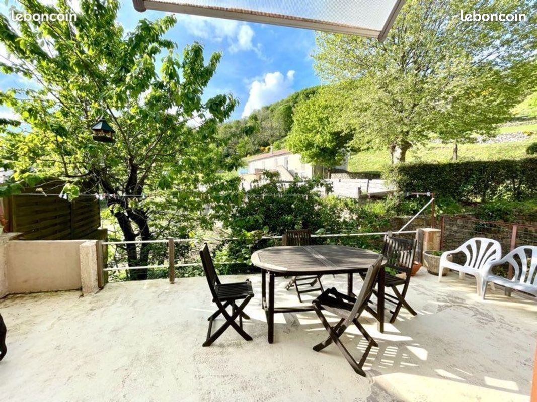 Maison 4 pièces 97 m² · à Vals-les-Bains · 97 m² · 162 000 €