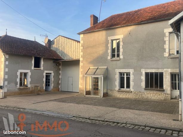 Propriété 11 pièces 222 m²