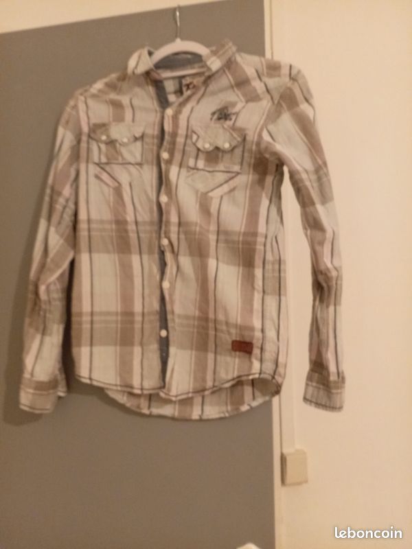 Vêtement chemise (image 1)
