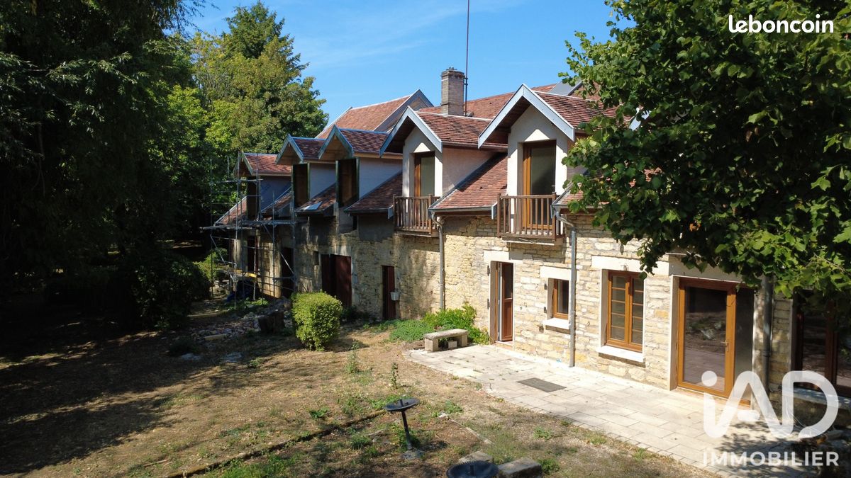 Appartement 2 pièces 58 m² · à École-Valentin · 58 m² · 150 220 €