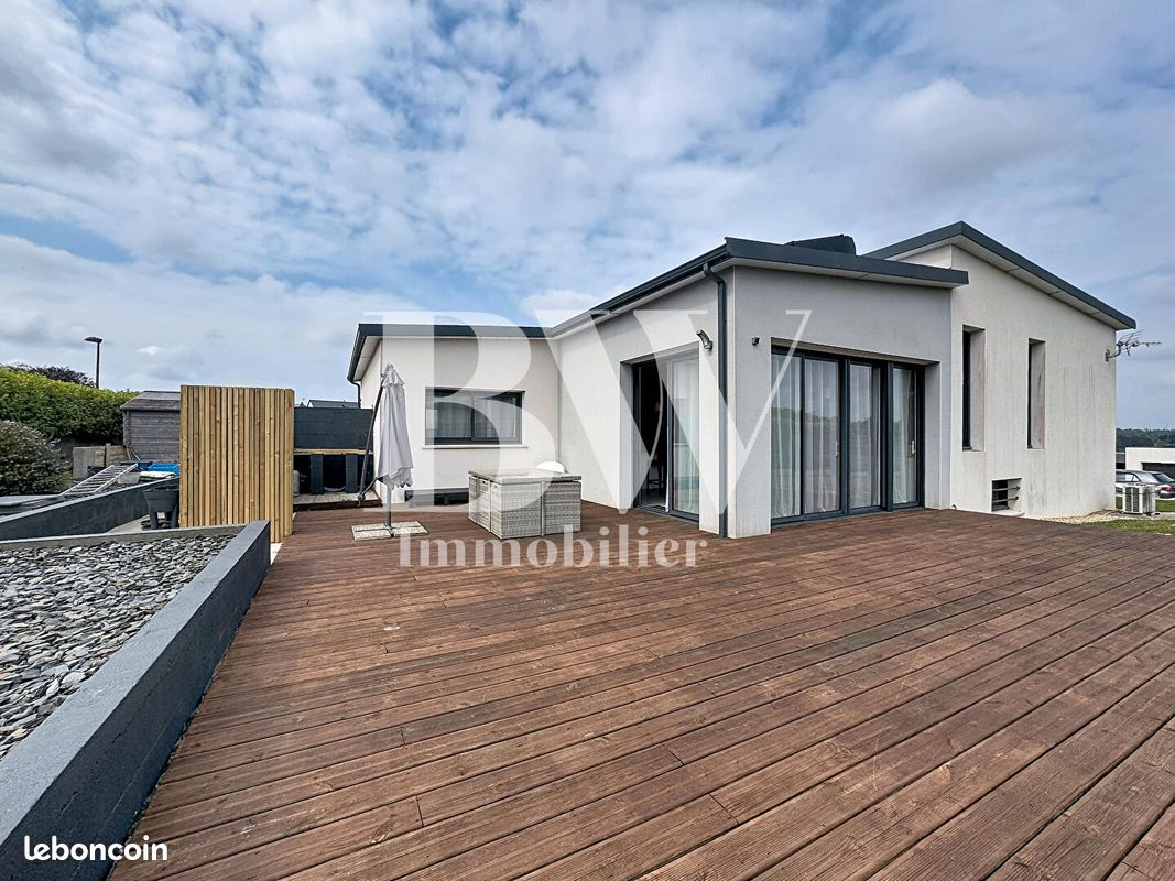 Maison 6 pièces 128 m² · à Tréglonou · 128 m² · 380 000 €