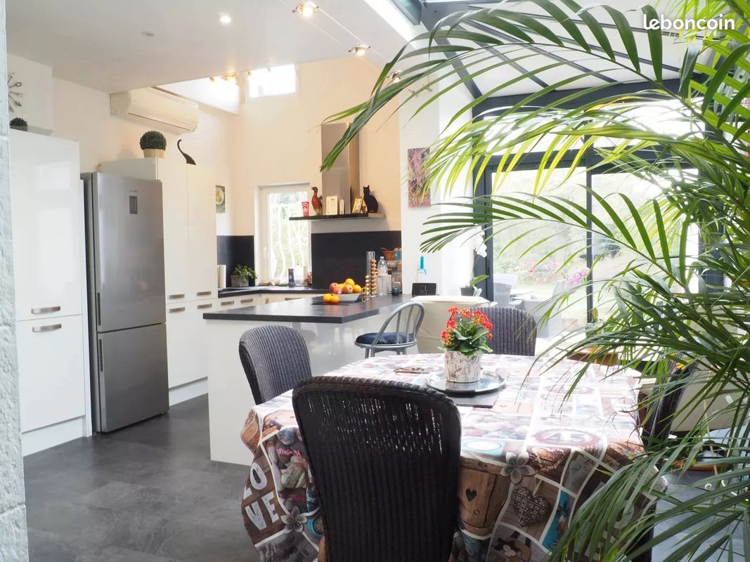 Maison 8 pièces 193 m² · à Valenciennes · 193 m² · 389 000 €