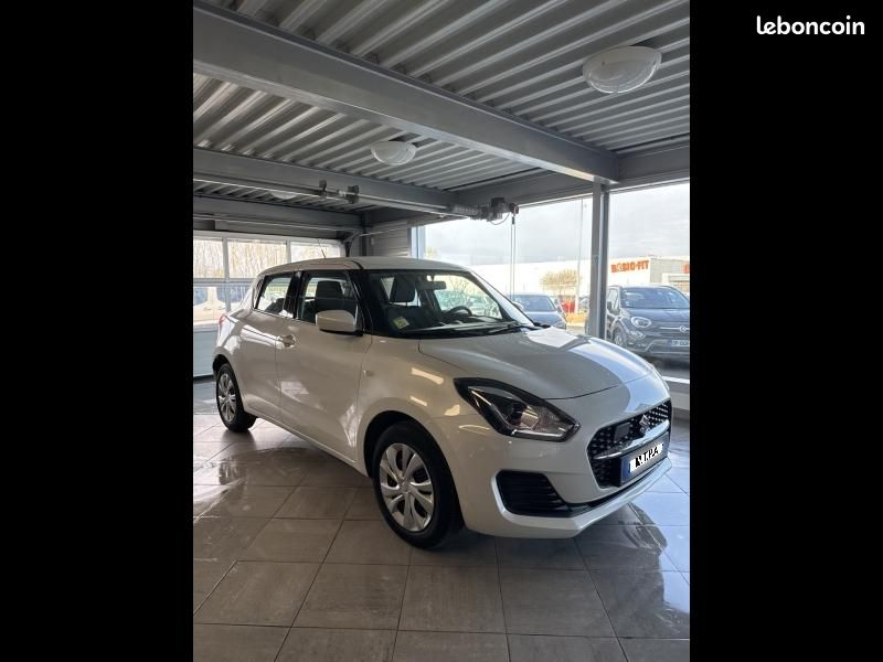 Suzuki Swift 1.2 Dualjet Hybrid 83ch Avantage (image 10)