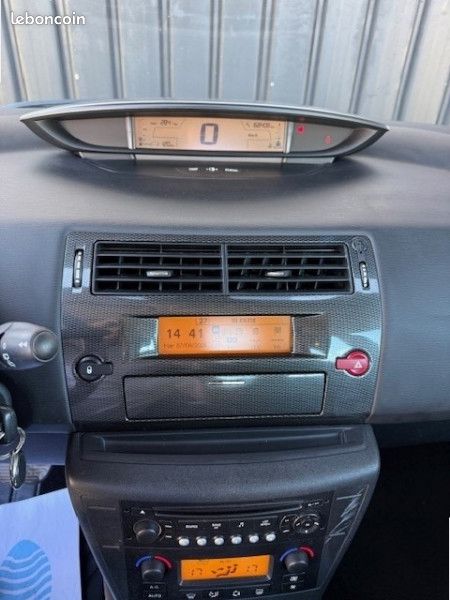 Citroen C4 2.0 HDI138 FAP EXCLUSIVE BA (image 13)
