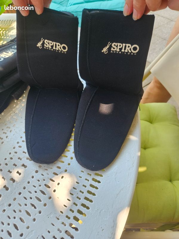 Chaussons de plongée Spiro en tres bon état (image 2)