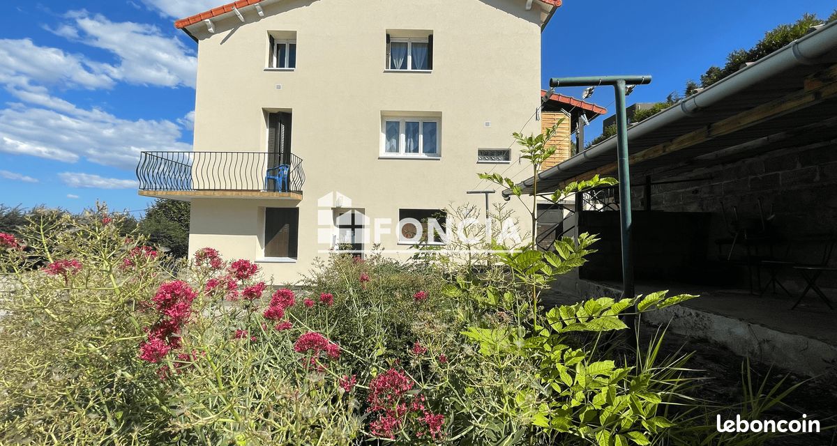 Appartement 3 pièces 72 m² · à Royat · 72 m² · 750 €/mois