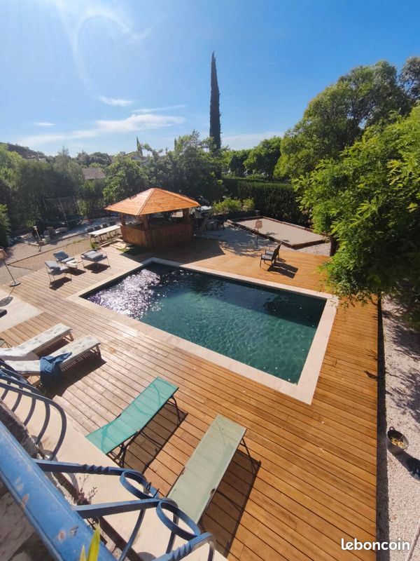 Maison 9 pièces 250 m² · à Les Angles · 250 m² · 658 000 €