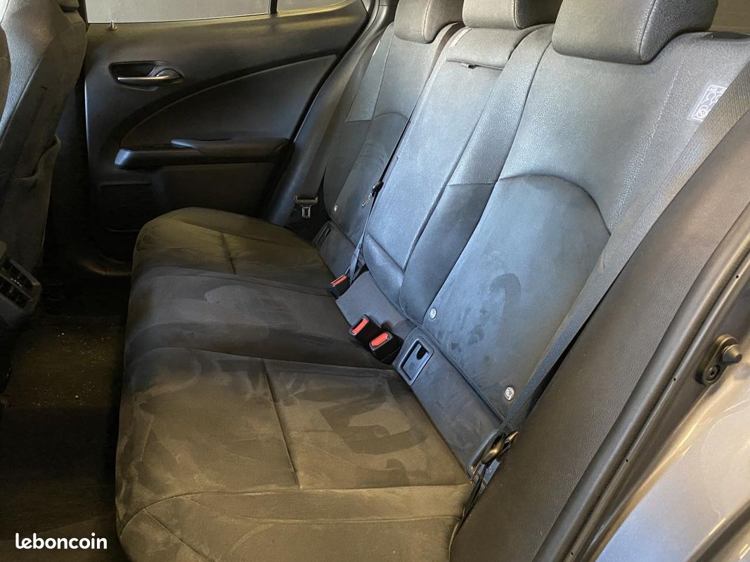 LEXUS UX 250h Hybrid FWD - 2.0 VVT-iE - Premium Edition - 184cv - Boîte auto - Garantie 12 mois (image 11)