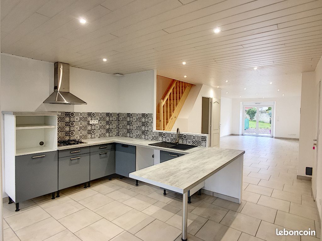 Maison 4 pièces 123 m² · à Juzennecourt · 123 m² · 600 €/mois