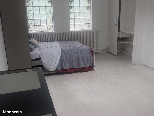 Studio 1 pièce 26 m²