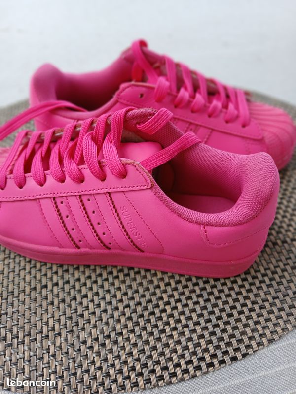 Adidas Superstar rose fushia Chaussures