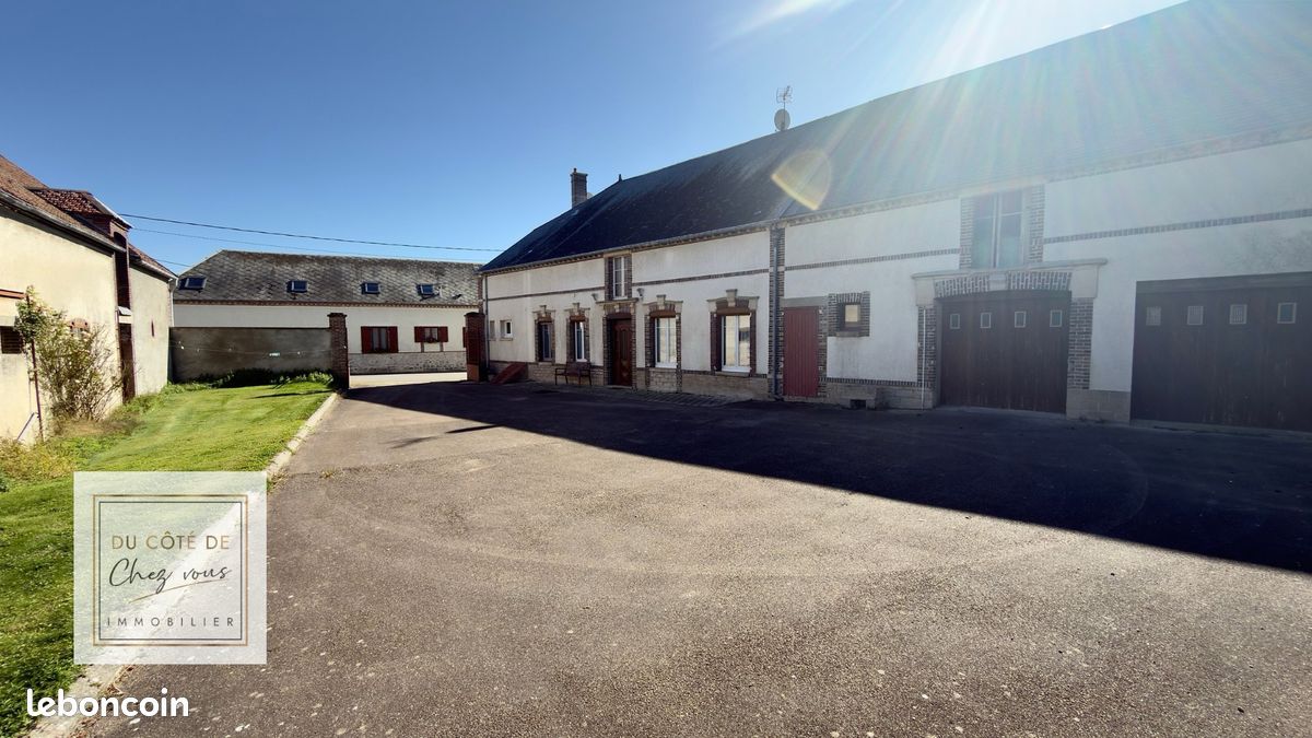 Maison 7 pièces 243 m² · à Prunay-Belleville · 243 m² · 199 000 €