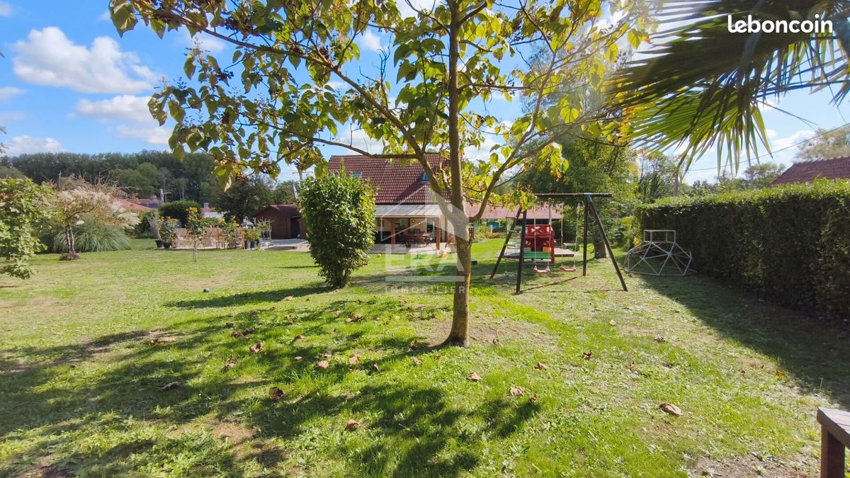 Maison 8 pièces 121 m² · à Nempont-Saint-Firmin · 121 m² · 294 000 €