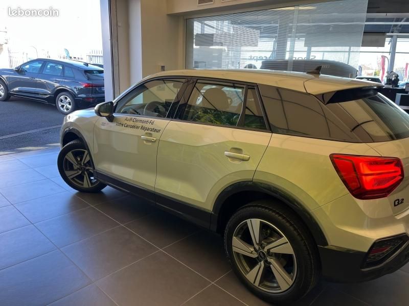 Audi Q2 35 TFSI 150ch Design S tronic 7 (image 8)