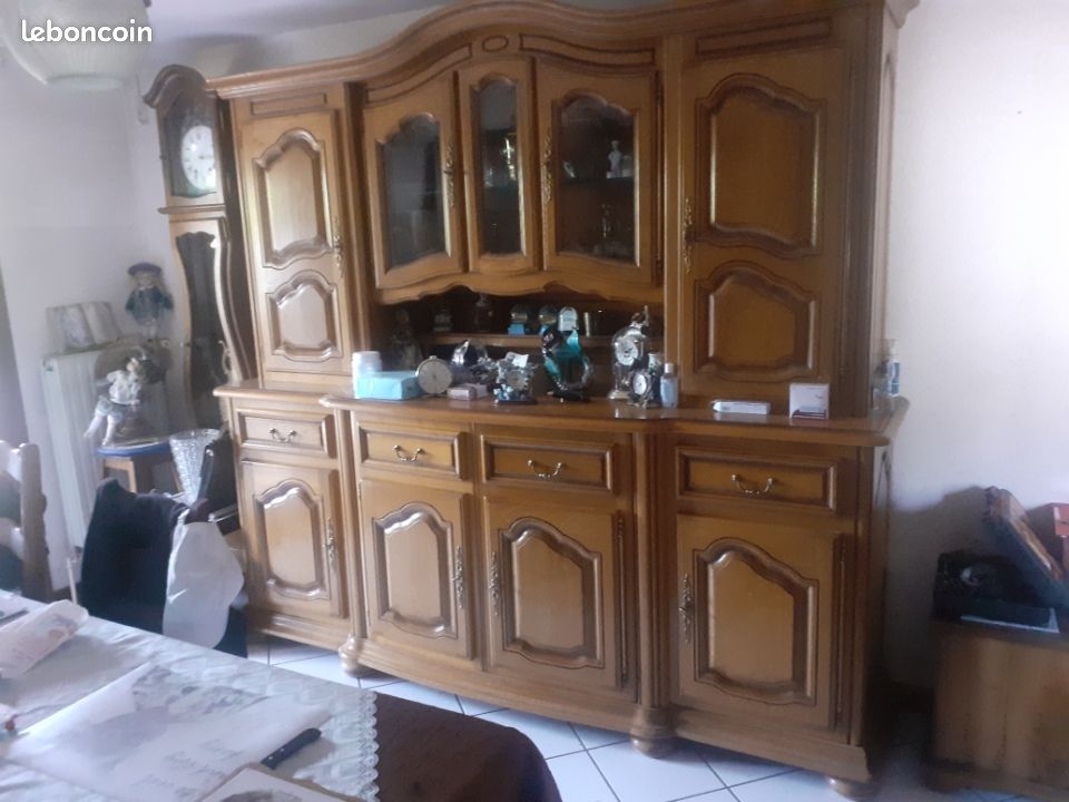 Titre : Ensemble de meubles en bois massif & lustre de charme – Vente au détail (image 4)