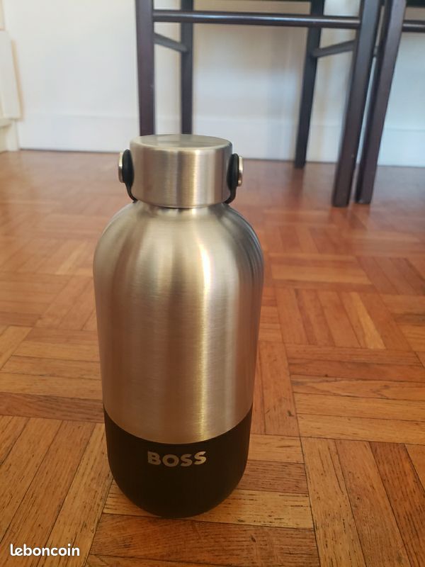 Gourde en inox Hugo Boss neuve 750 ml (image 8)