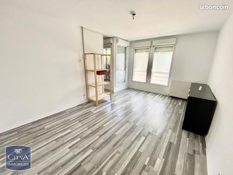 Appartement 3 pièces 49 m² · à Lille · 49 m² · 807 €