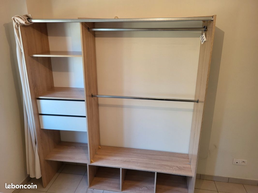 Dressing (image 1)