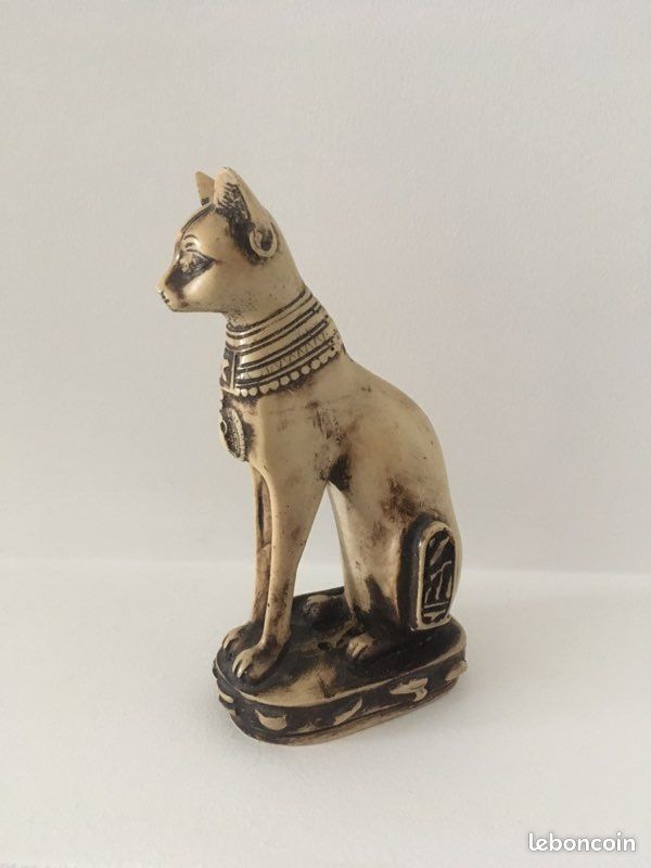 Sphinx sculpté (image 1)