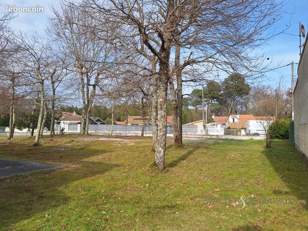 Terrain 590 m² LANTON