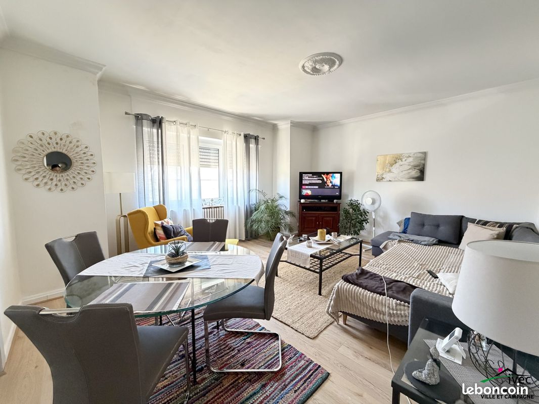 Appartement 3 pièces 103 m² · à Strasbourg · 103 m² · 1 030 €