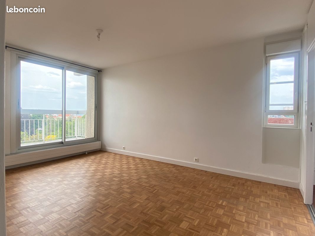 Appartement 1 pièce 28 m² · à Clermont-Ferrand · 28 m² · 450 €