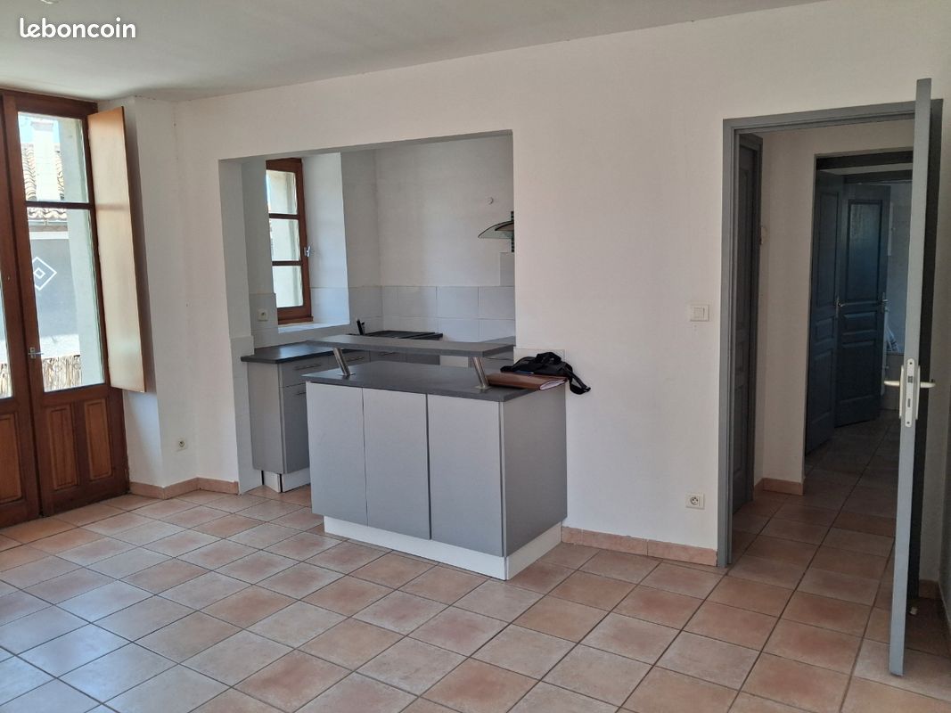 Appartement 3 pièces 77 m² · à Carcassonne · 77 m² · 650 €/mois