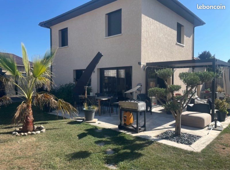 Maison 6 pièces 111 m² · à Diémoz · 111 m² · 409 000 €