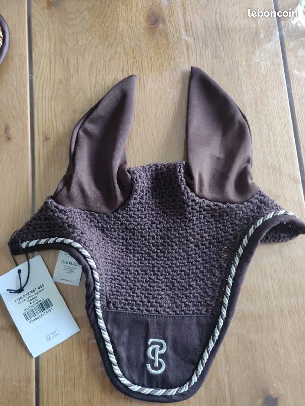 Bonnets pour chevaux et poneys - Chez Sellerie