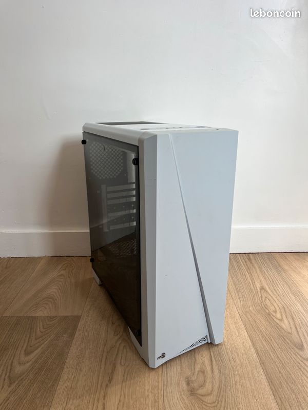 Tour aerocool cylon (white midtower) (image 1)