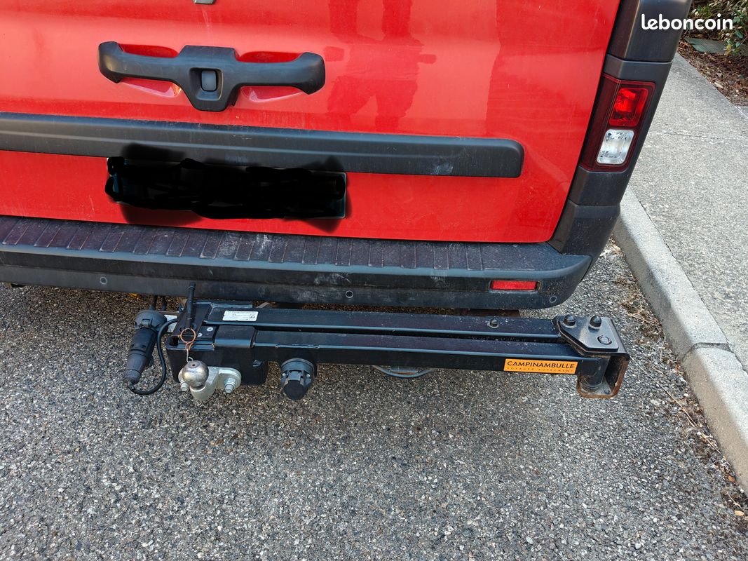 Van aménagé Renault Trafic L2H1 - 4 places - boîte auto (image 3)