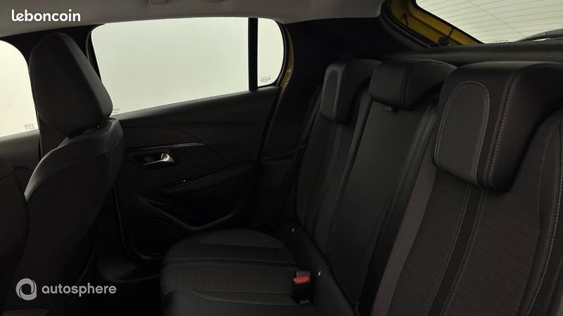 Peugeot 208 1.2 PureTech 100ch S&S Active Business (image 13)