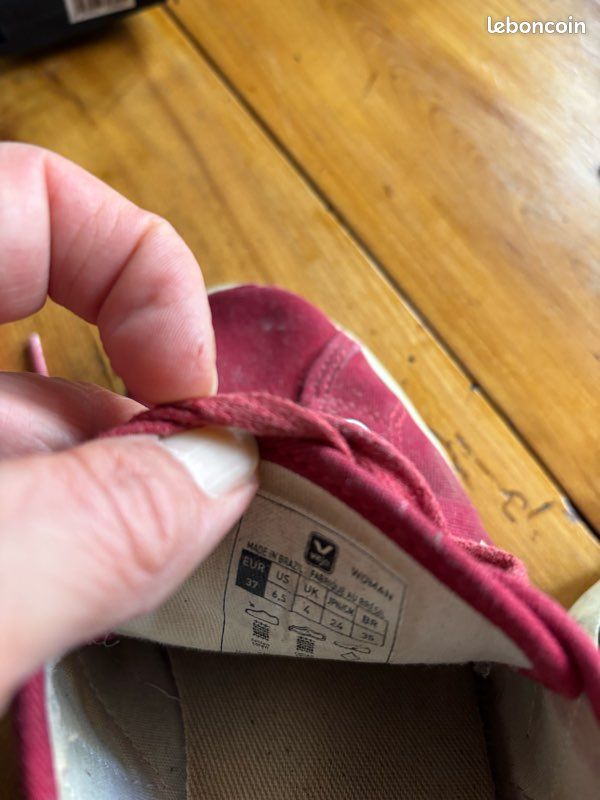 Veja toile rouge pointure 37 (image 2)